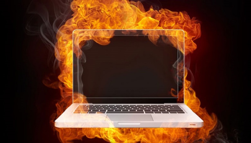 Tổng hợp lỗi MacBook phải kể tới tình trạng thiết bị nóng, do làm việc quá tải liên tục trong thời gian dài